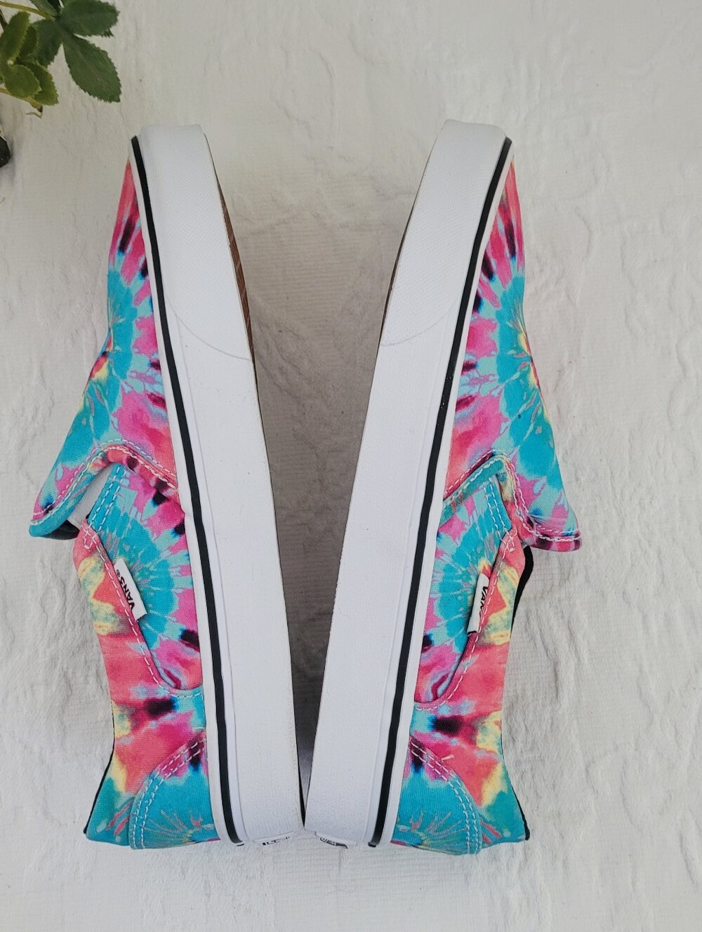 NWOT Vans Asher Slip-On Sneaker Women’s Size 9 Canvas Rainbow Tie Dye Multicolor - Picture 6 of 8